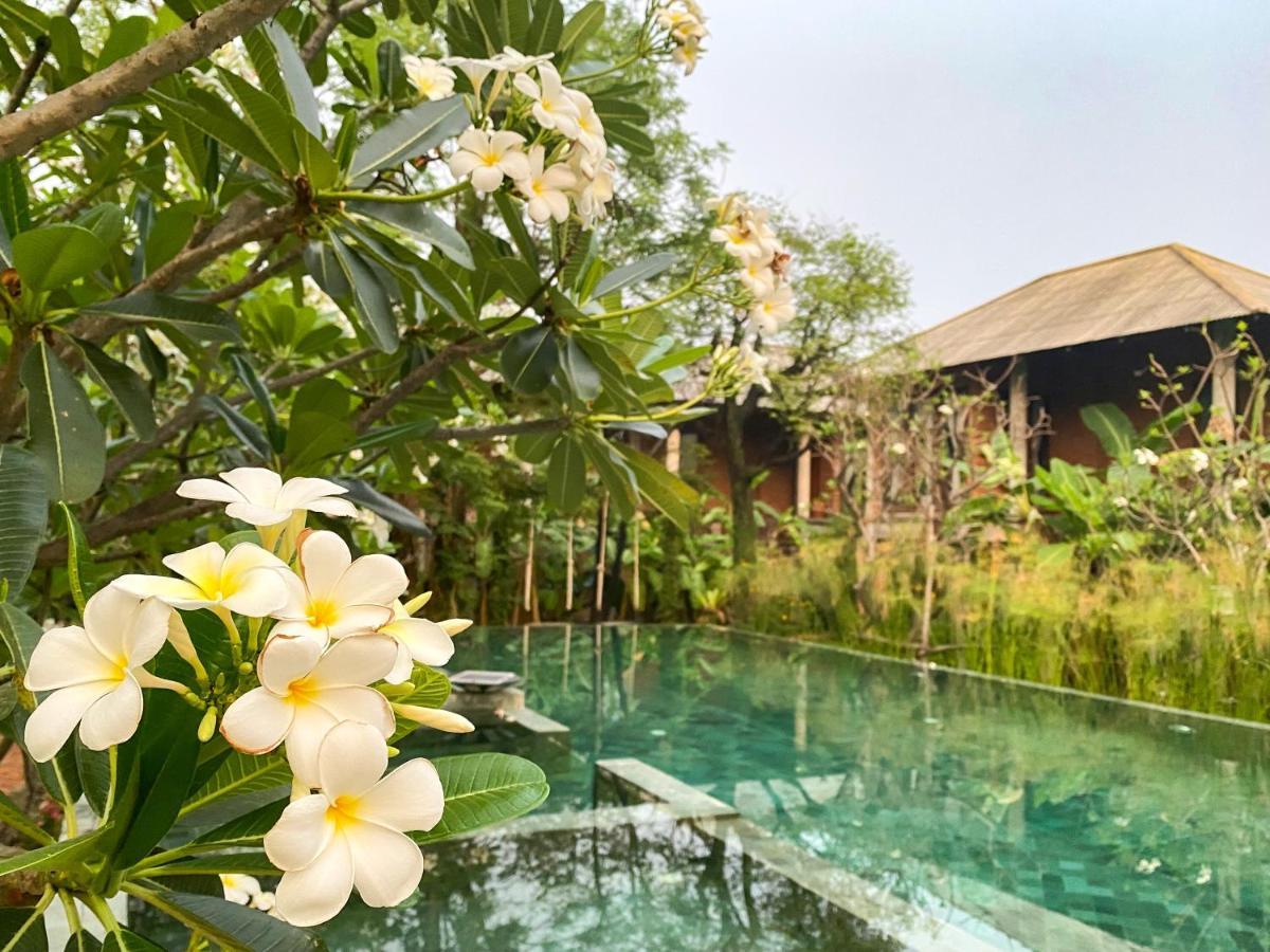 BaanSuk Sukhothai Resort Bagian luar foto