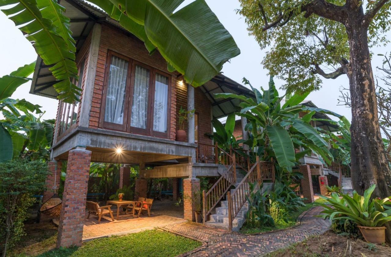 BaanSuk Sukhothai Resort Bagian luar foto
